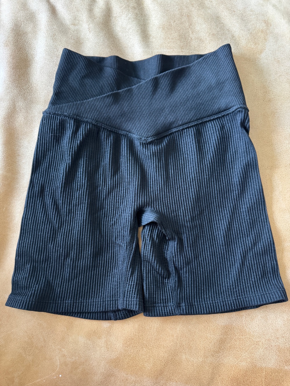 Colsie Ribbed High-Waist Bike Shorts — black